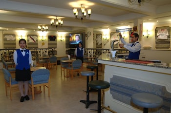 al falaj hotel