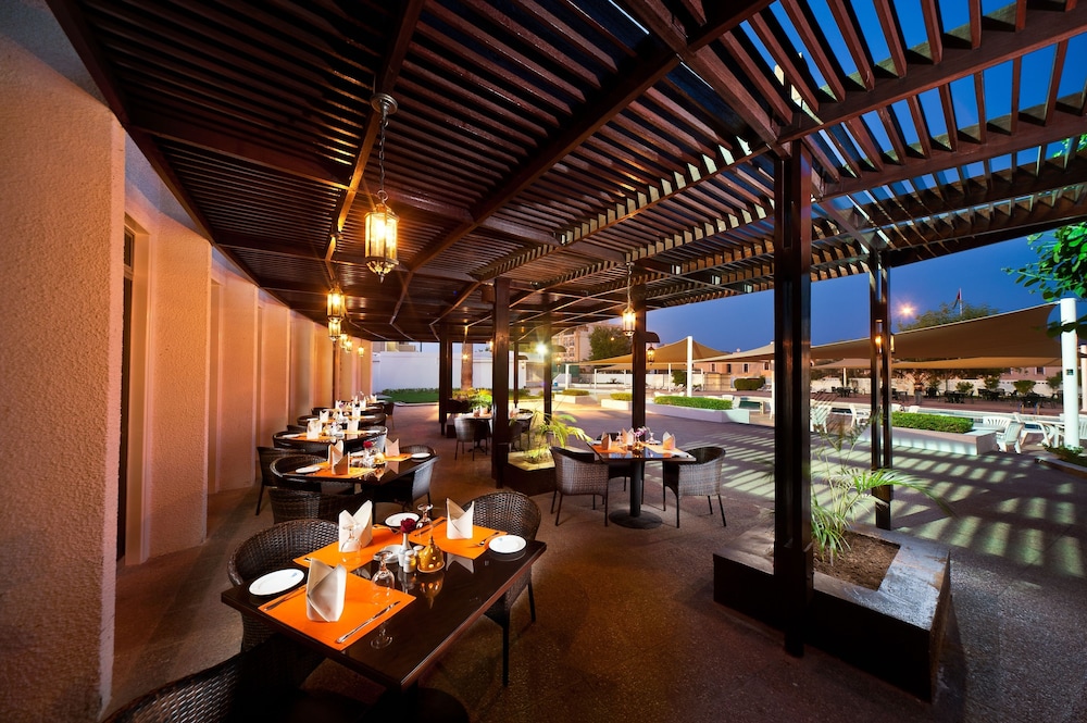 al falaj hotel