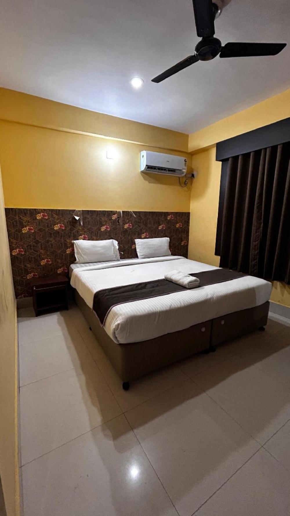 hotel abinash deoghar