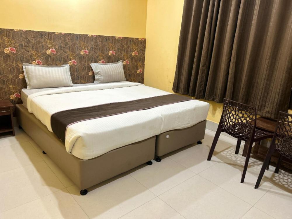 hotel abinash deoghar