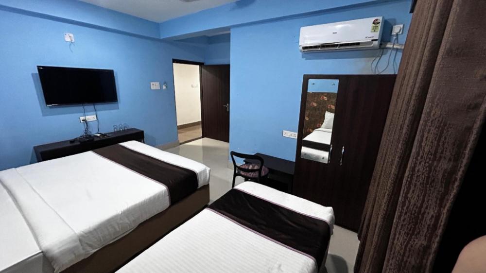 hotel abinash deoghar