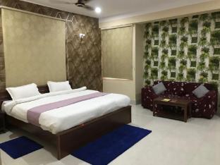 hotel abinash deoghar