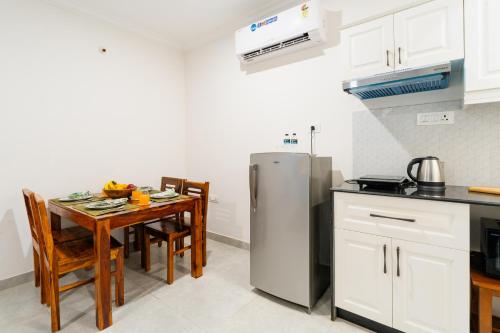 mona collective at serenova