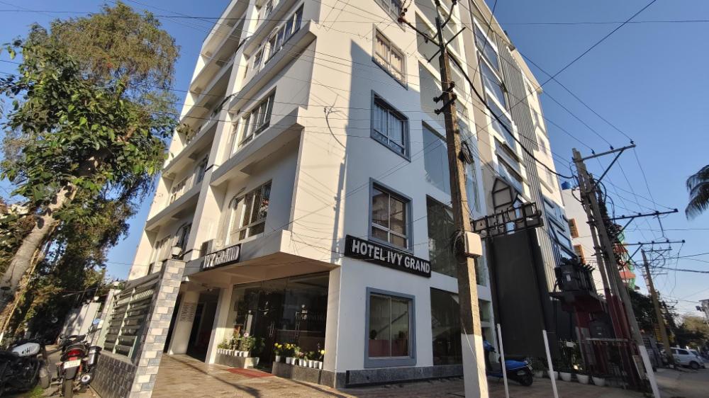 hotel ivy grand by grb