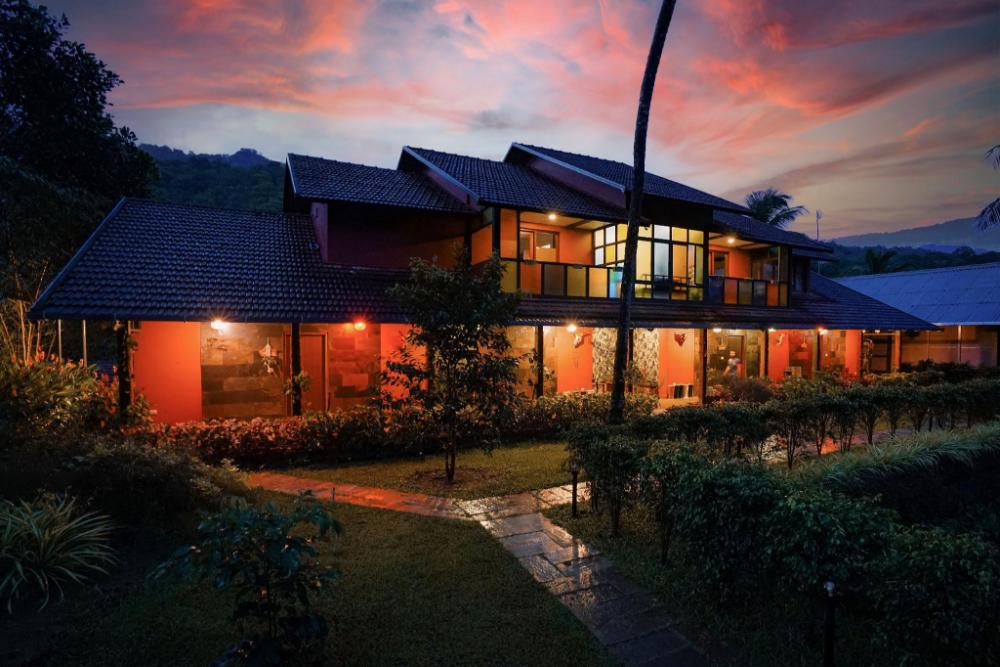 mayaahi boutique stay