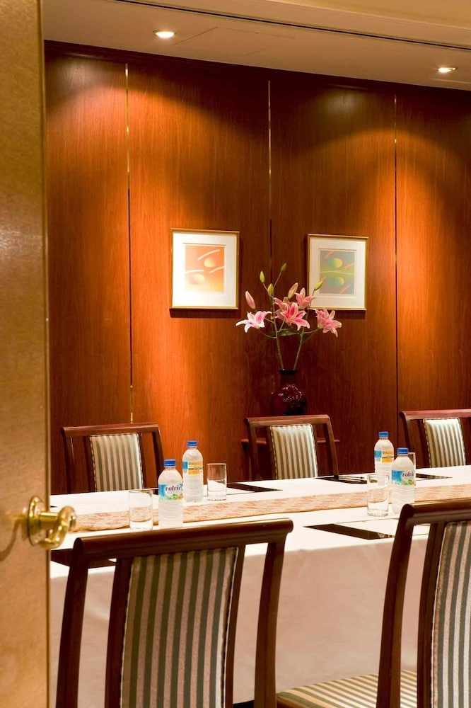 mercure nagoya cypress