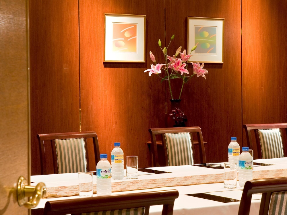 mercure nagoya cypress