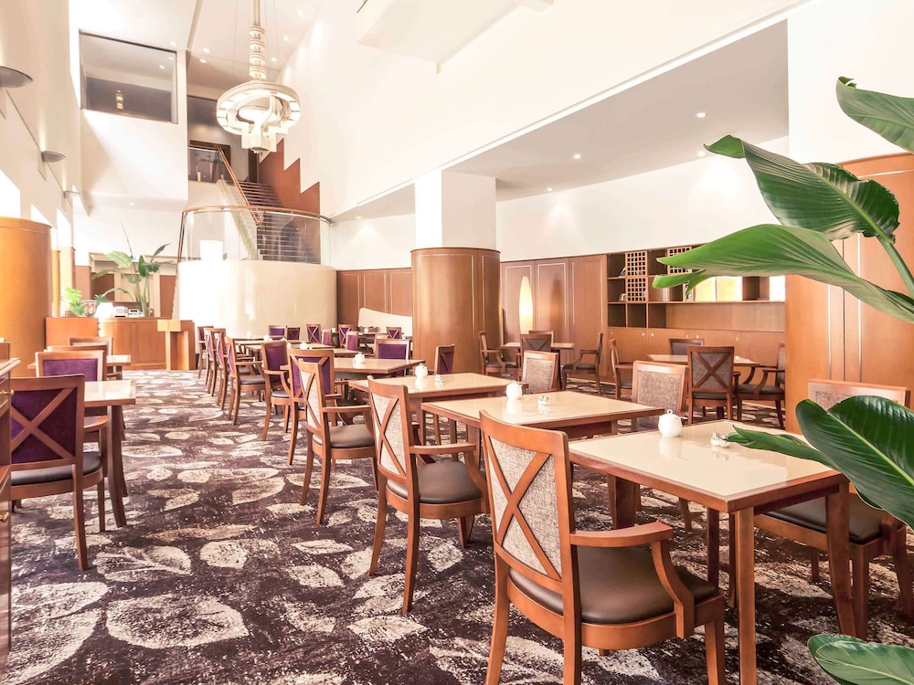 mercure nagoya cypress