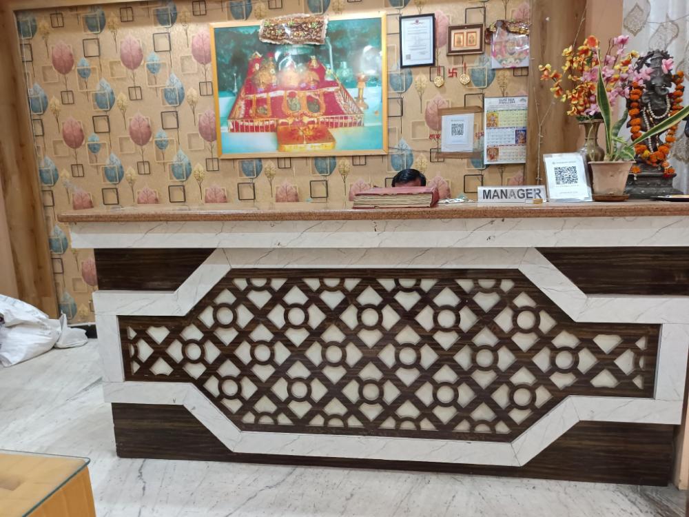 hotel city near new delhi railway station