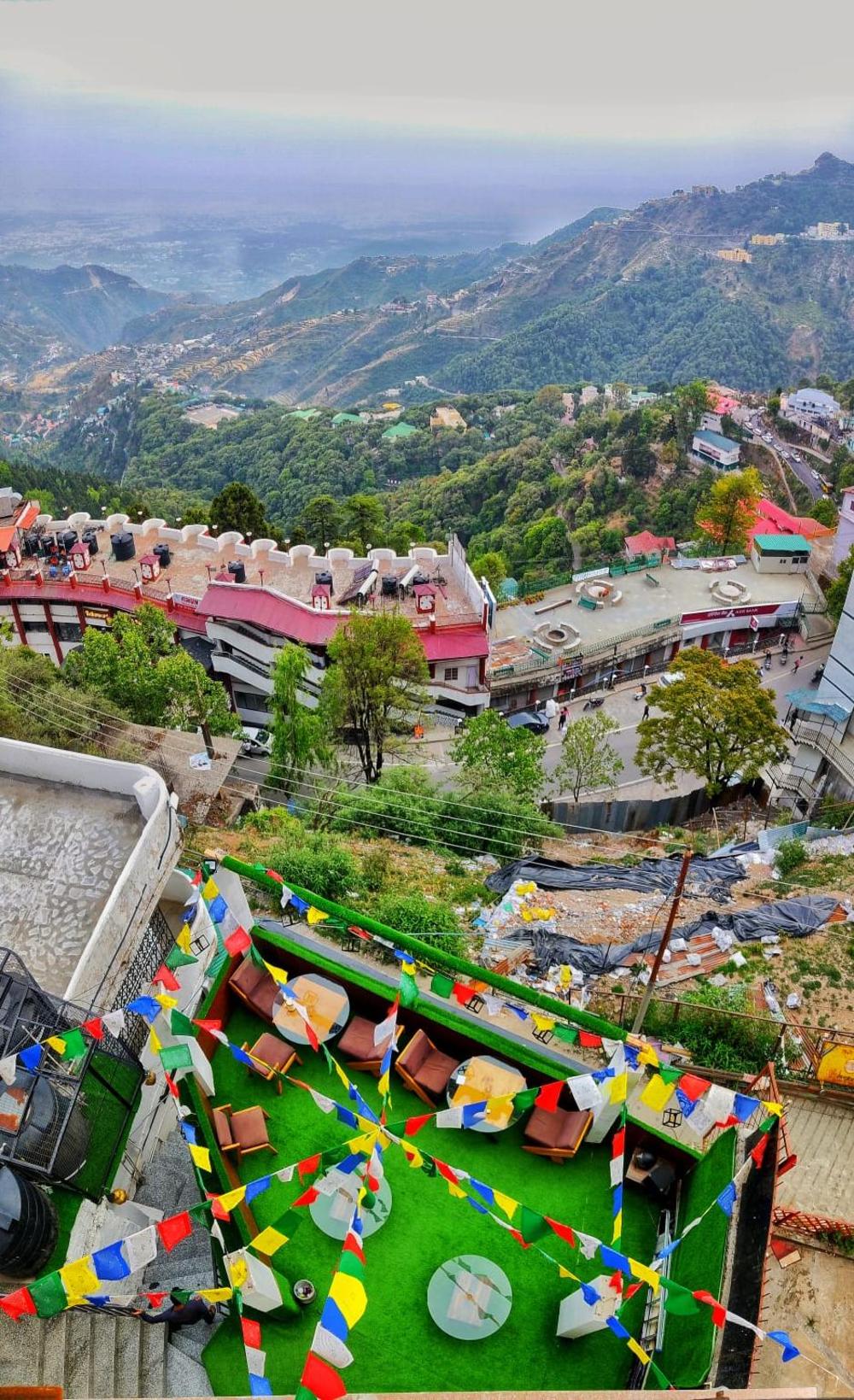 mountain retreat by 360 degree