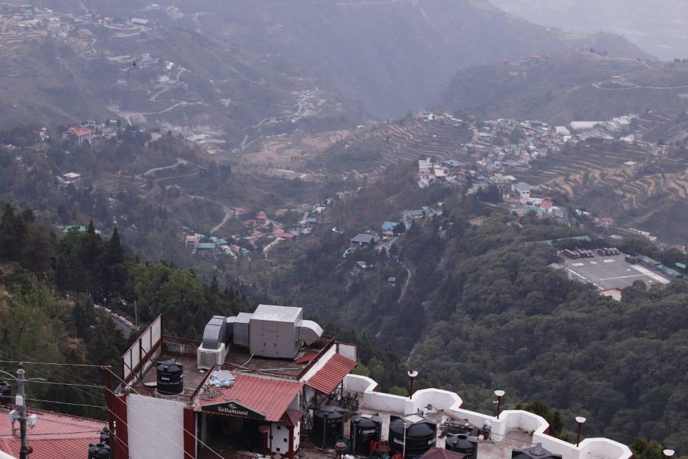 mountain retreat by 360 degree