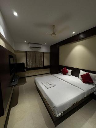 hotel ashraya inn