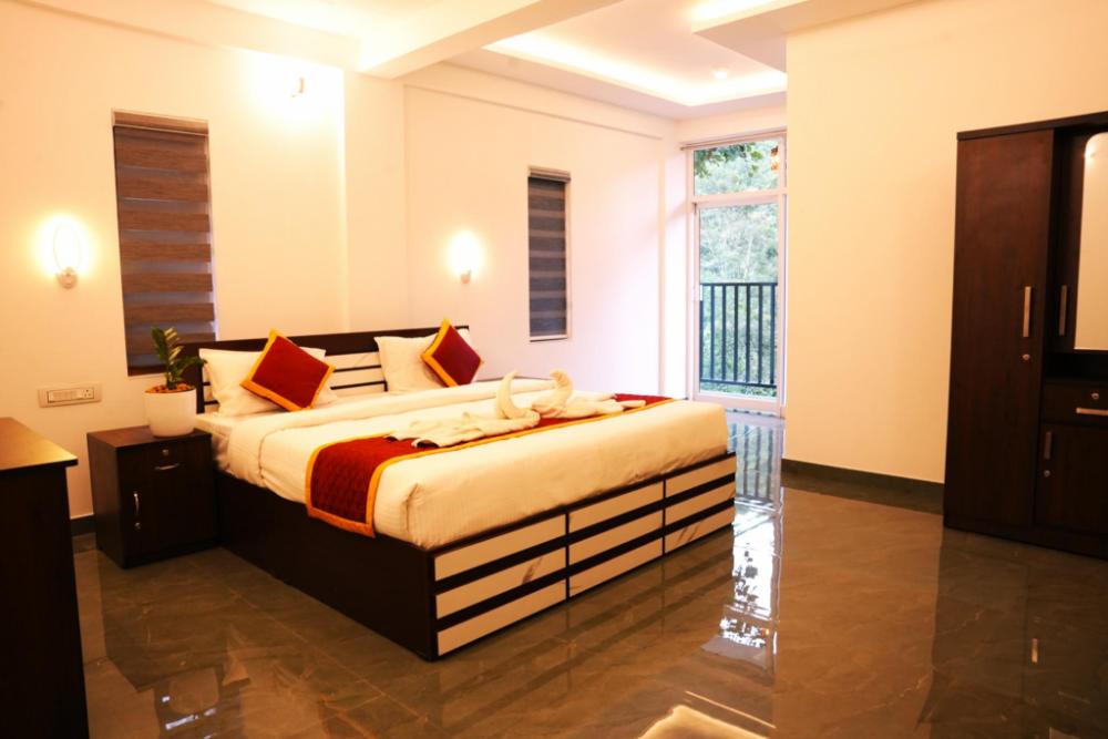 elenji merrywoods resort