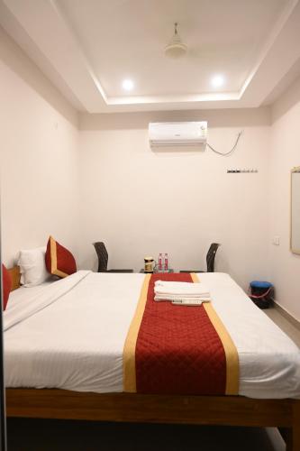 uday paramount inn