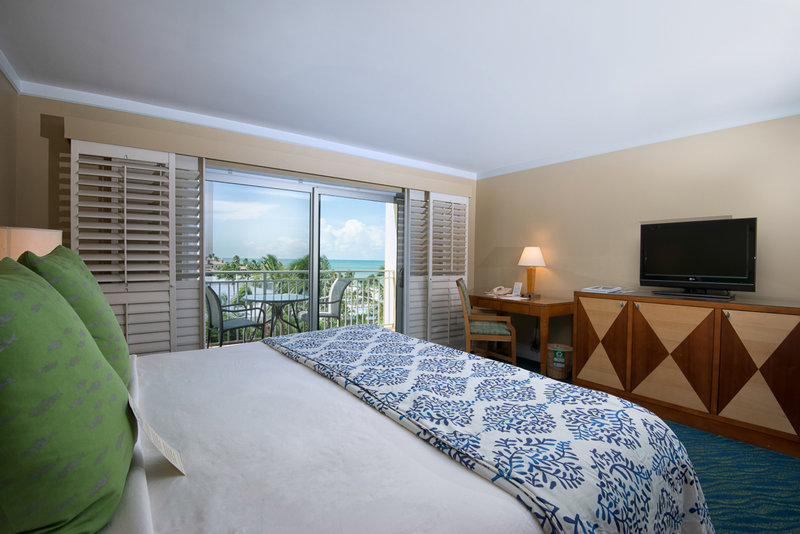 naples beach hotel and golf club