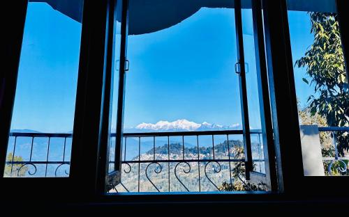 mountain view homestay