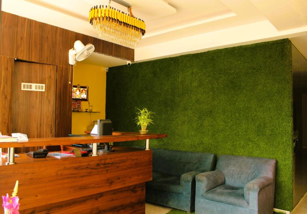 hotel crystal suites