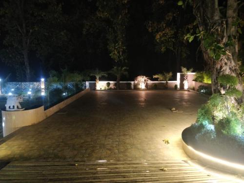 the green icon resort