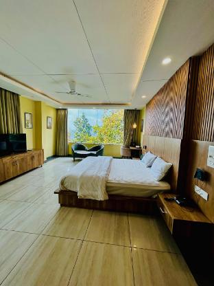 the green icon resort