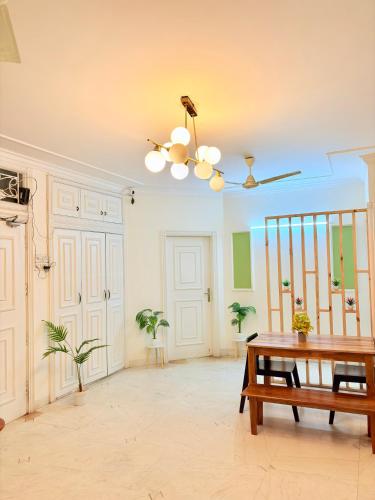 gulmohar residency hauz khas new delhi couple friendly