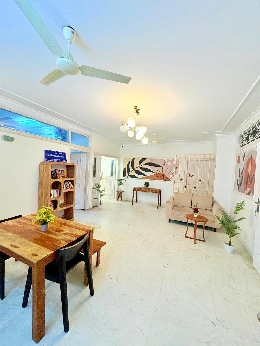 gulmohar residency hauz khas new delhi couple friendly