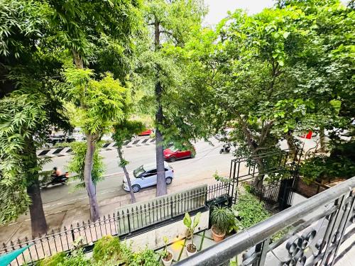 gulmohar residency hauz khas new delhi couple friendly