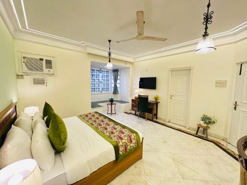 gulmohar residency hauz khas new delhi couple friendly