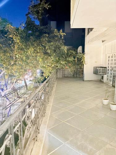 gulmohar residency hauz khas new delhi couple friendly