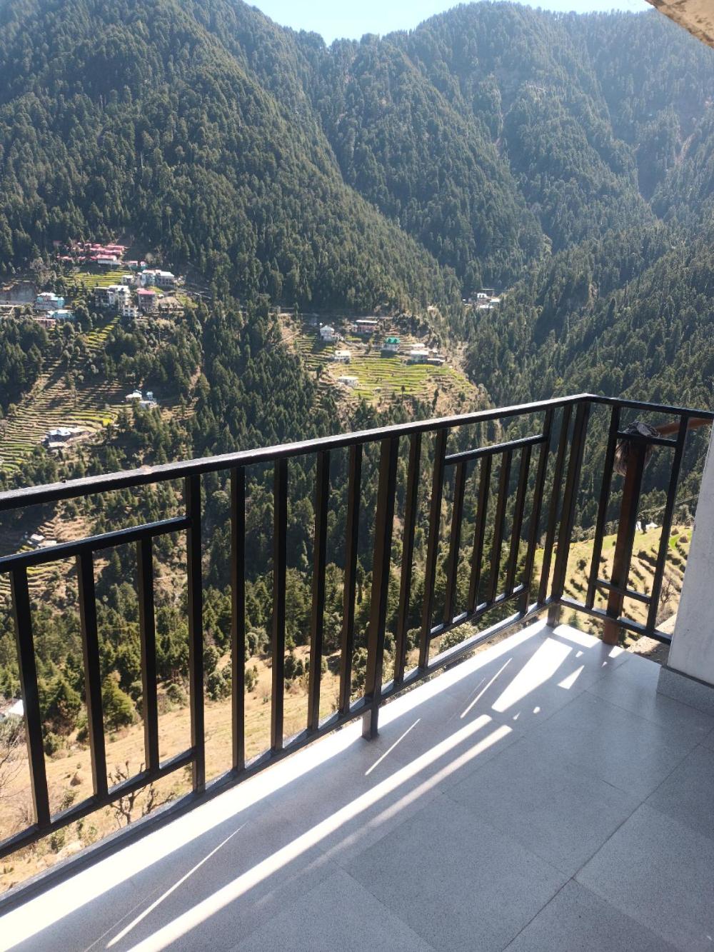 comforts stay dalhousie