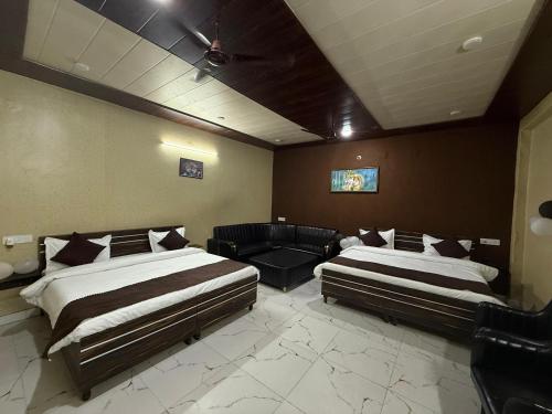 ark hotel and restaurant