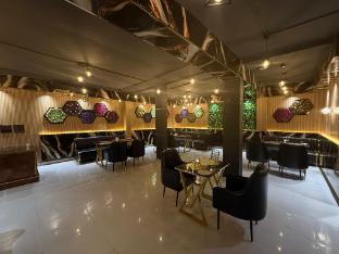 ark hotel and restaurant