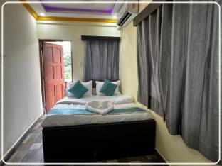 jg003 joy goa baga guest house