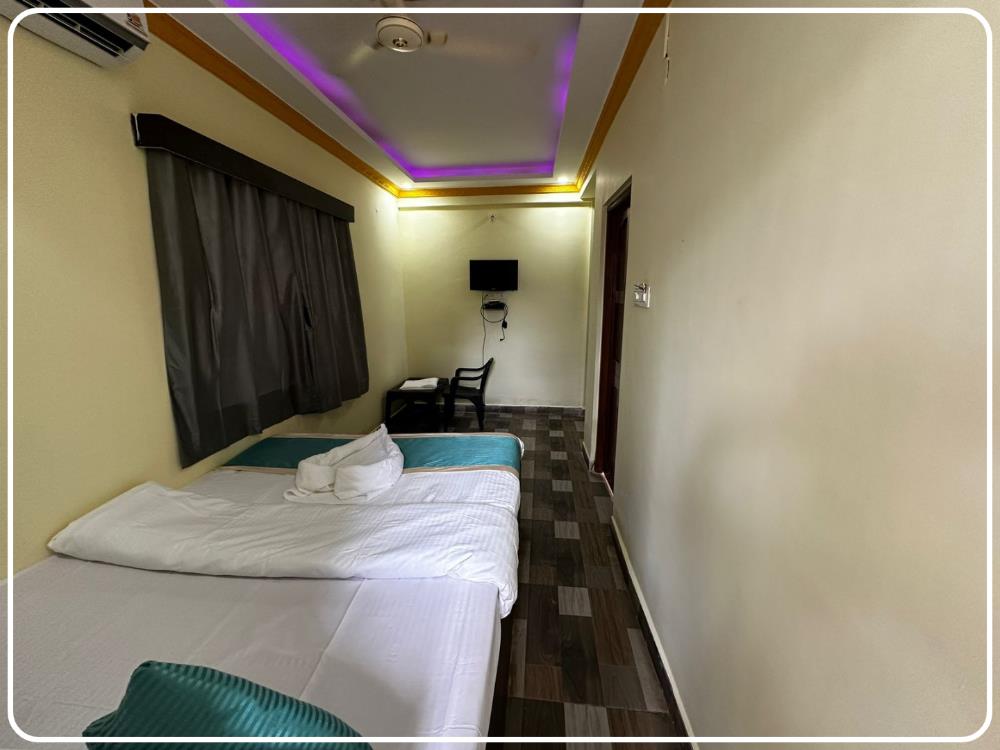 jg003 joy goa baga guest house