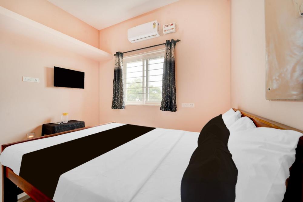 hotel o praneeth residency