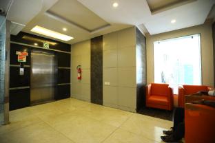 starlight hotels dlf