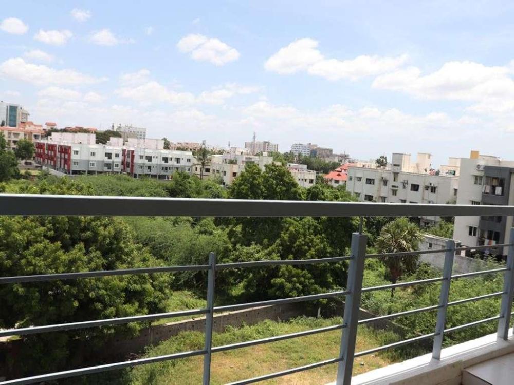 starlight hotels dlf