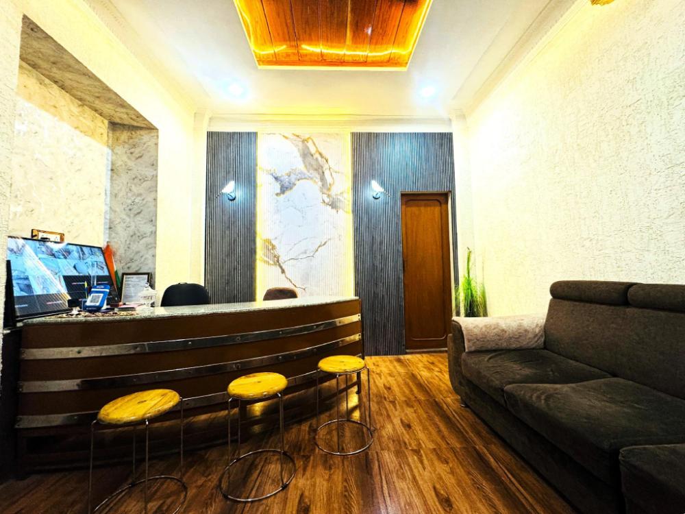 millionaire homestay