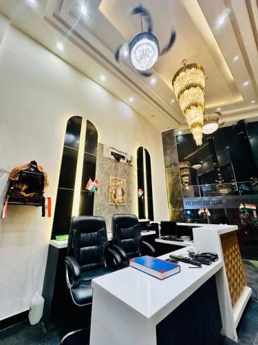 hotel red stone inn near new delhi railway station