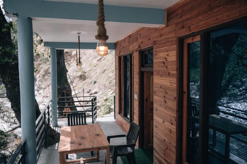 tirthanmoksha homestay