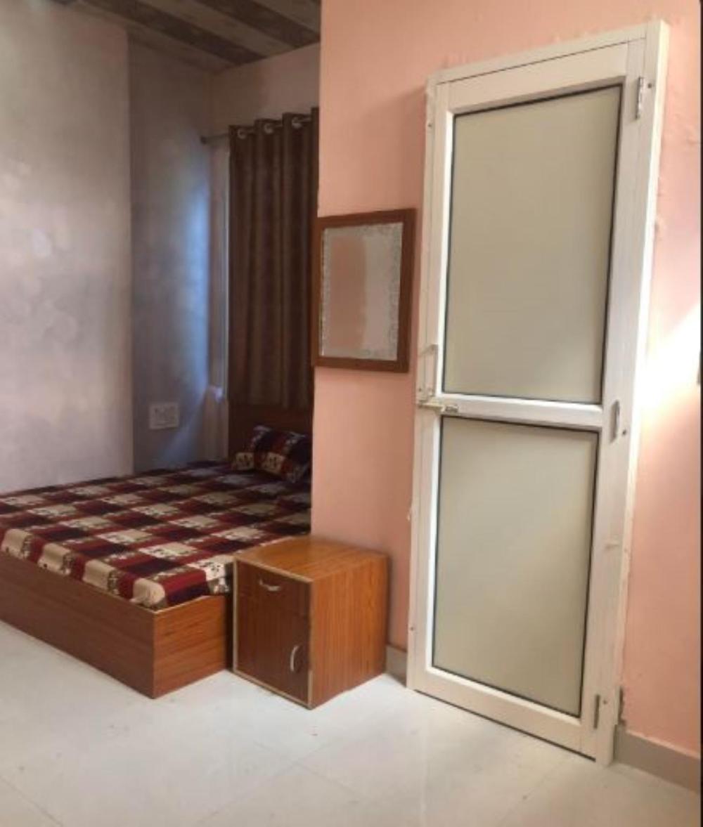 hotel saraswati atithi bhawan vrindavan