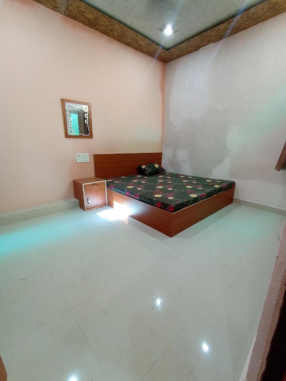 hotel saraswati atithi bhawan vrindavan