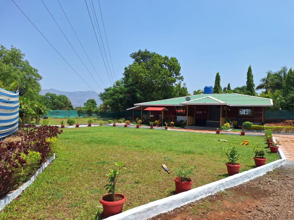 vinit farm karjat