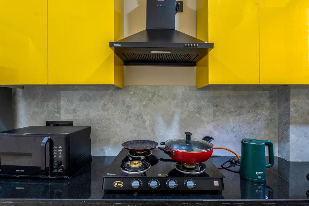 divine india service apartment j 267 studio