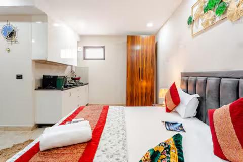 divine india service apartment j 267 studio