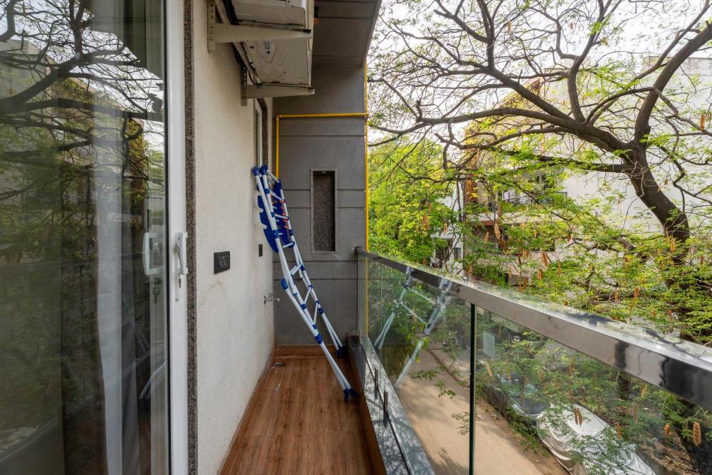 divine india service apartment j 267 studio