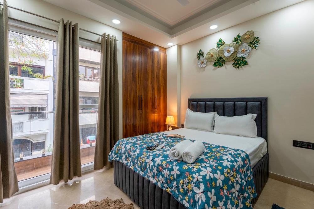 divine india service apartment j 267 studio