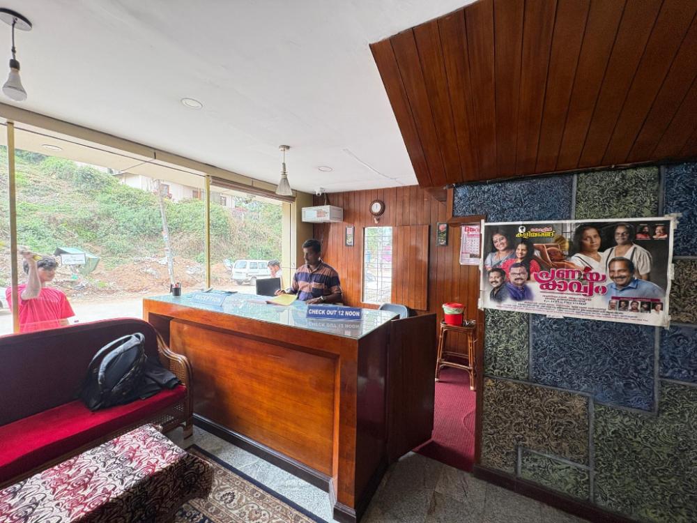 munnar silverline regency