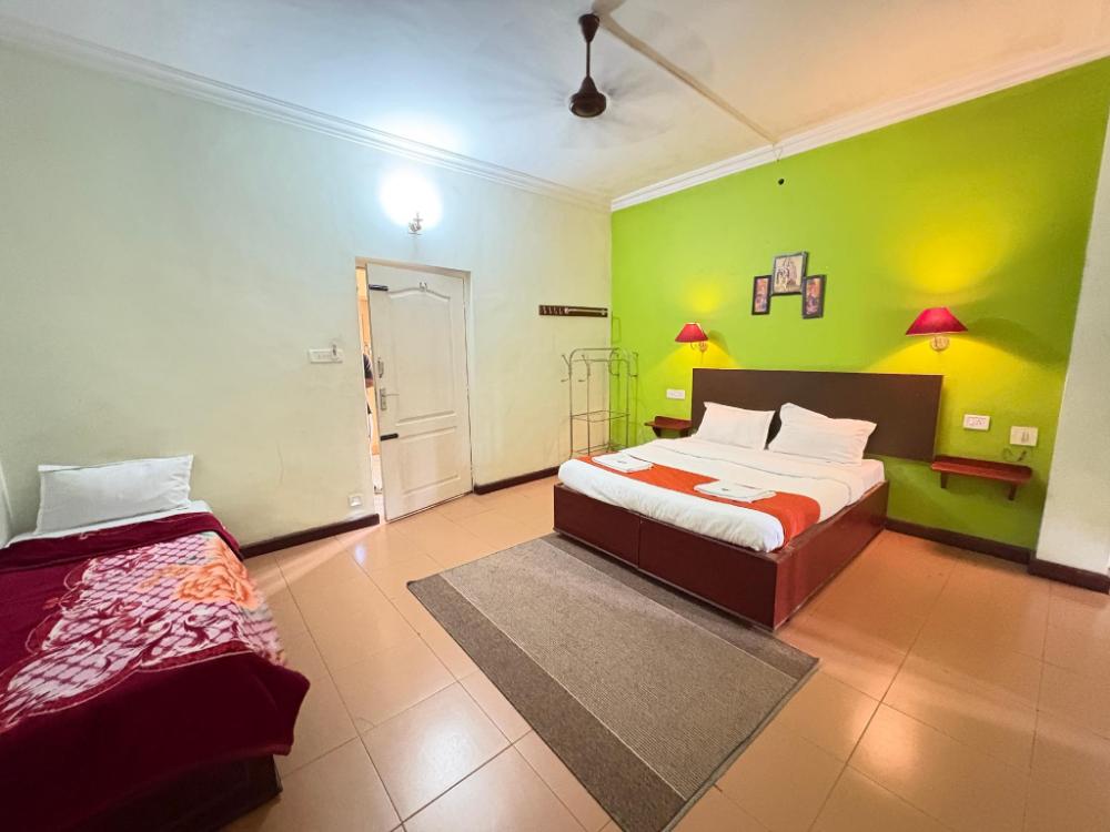 munnar silverline regency