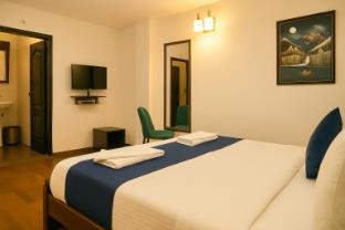 amber by the tamarillo