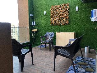 weekend address suite room